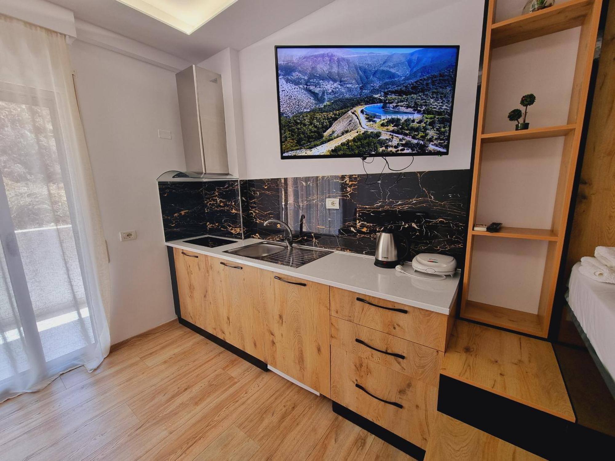 Teo'S Deluxe Studios Vlorë Exteriör bild
